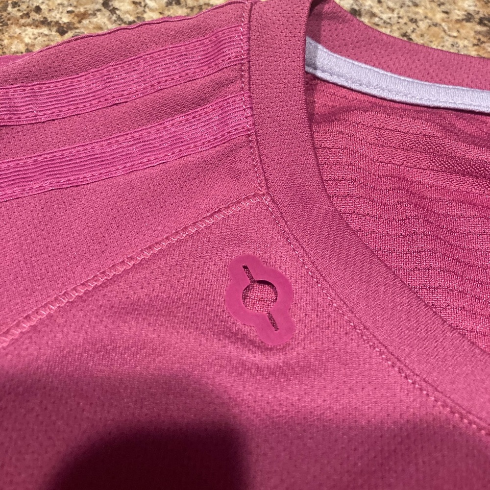 Medium Adidas Athletic Top - Picture 3 of 5